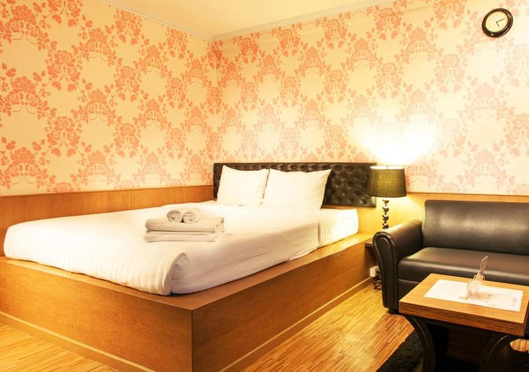 Q Hotel バンコク都 エクステリア 写真