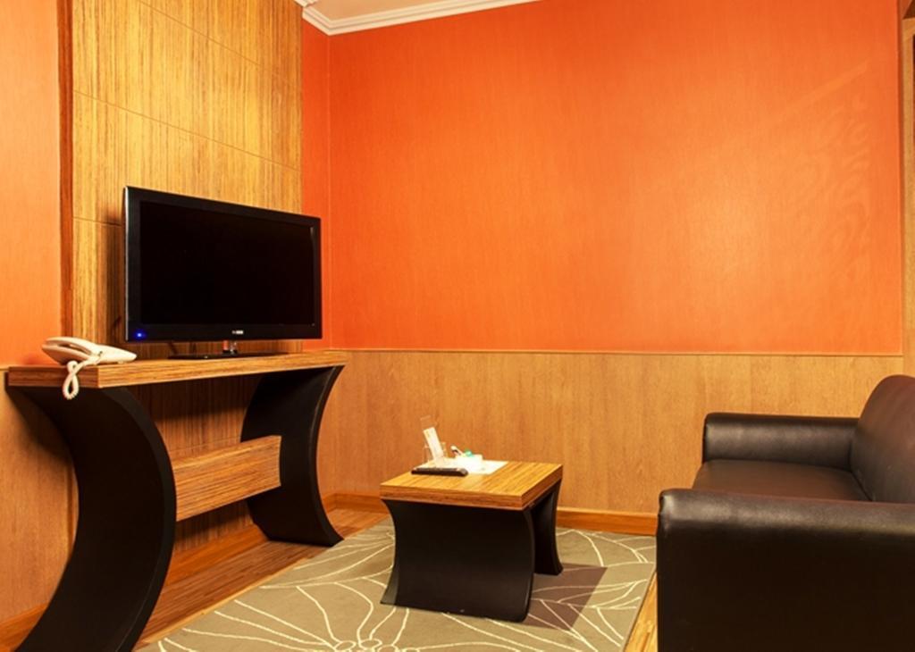 Q Hotel バンコク都 エクステリア 写真