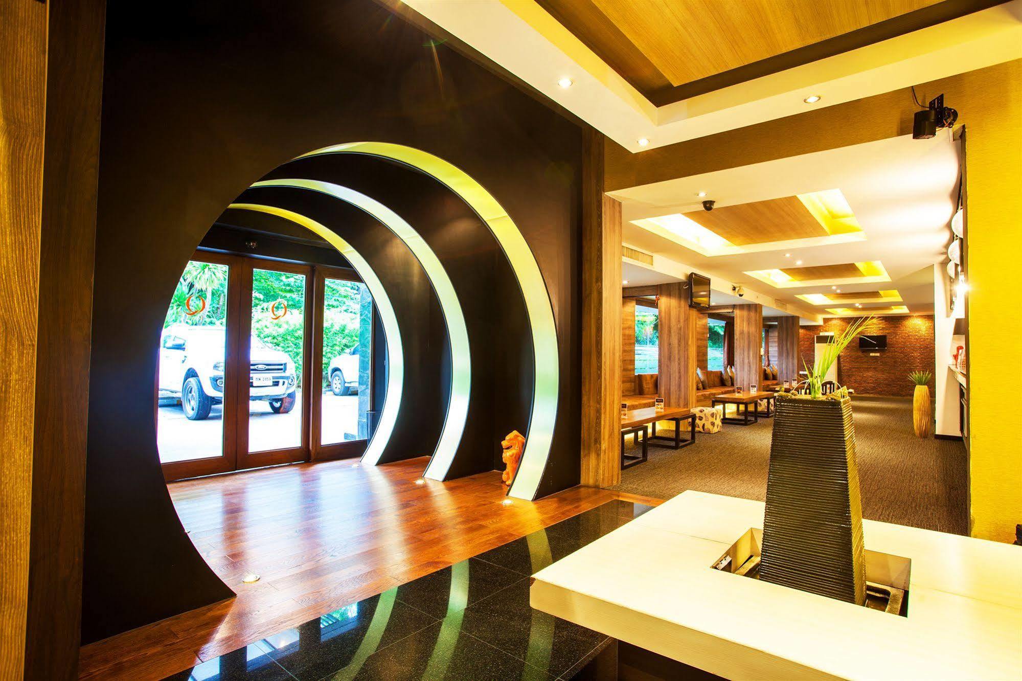 Q Hotel バンコク都 エクステリア 写真
