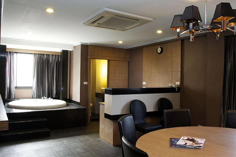 Q Hotel バンコク都 エクステリア 写真