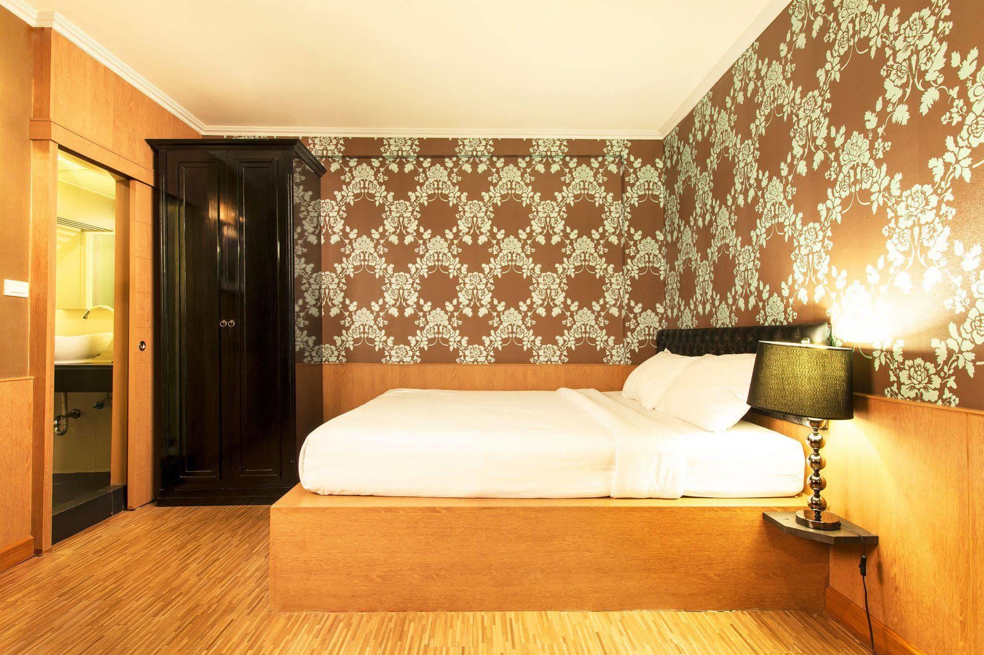 Q Hotel バンコク都 エクステリア 写真
