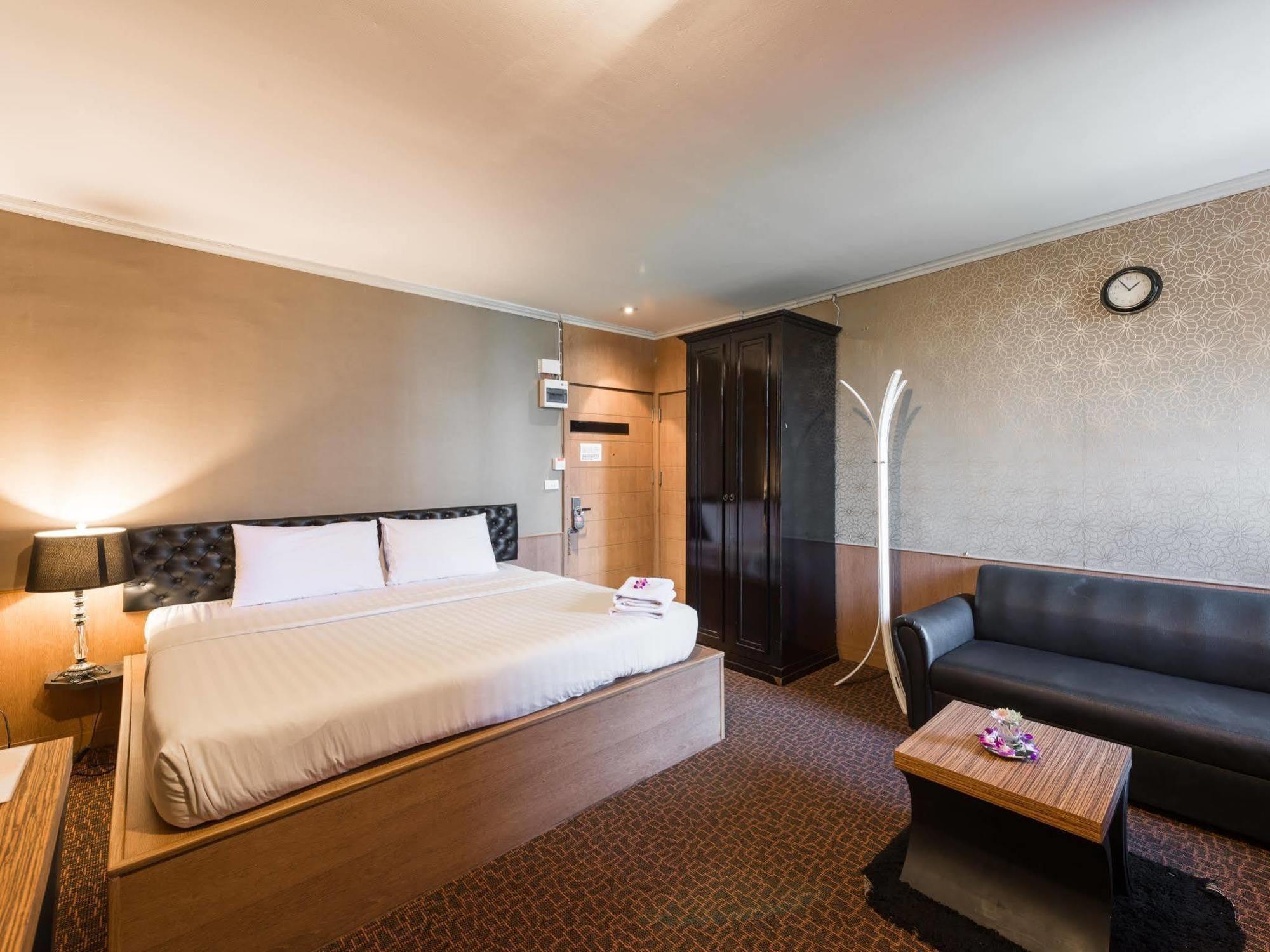 Q Hotel バンコク都 エクステリア 写真